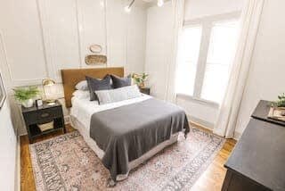 Spacious Corporate Lodging in Downtown Lafayette