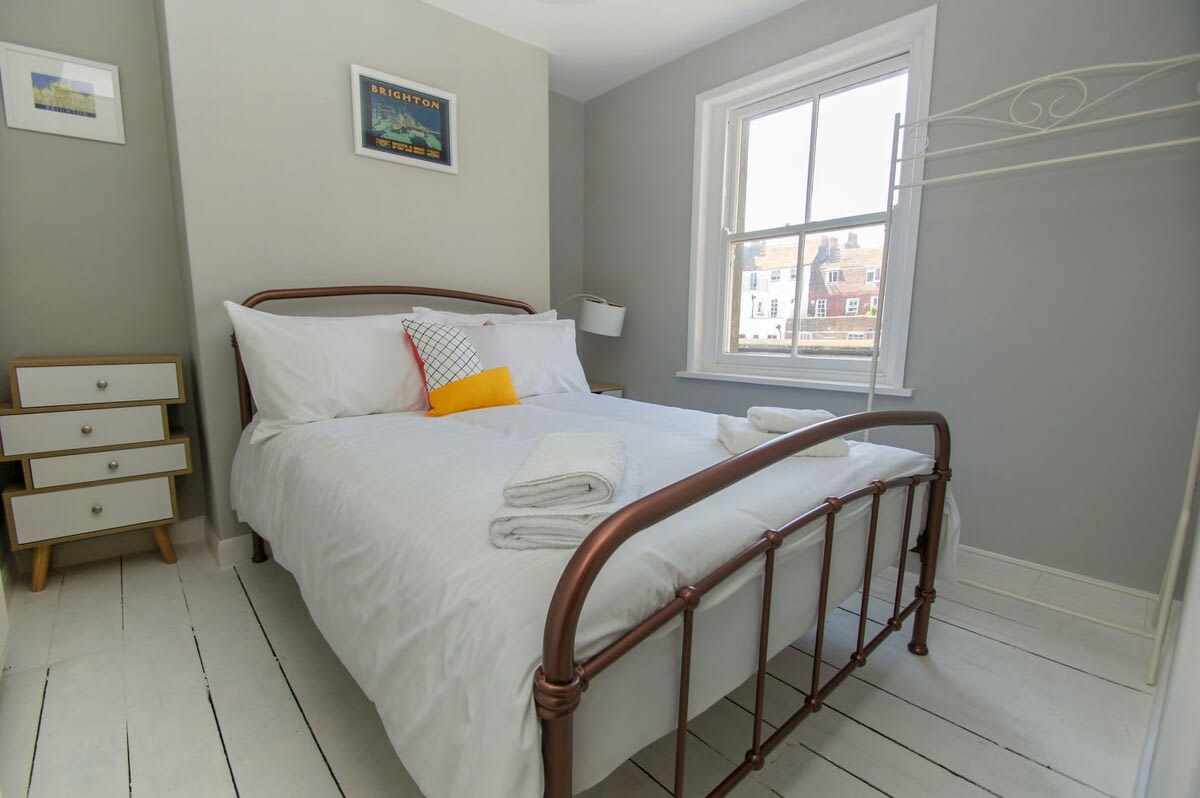 Mucky Duck House | by Brighton Holiday Lets - Brighton Holiday Home - Image 10