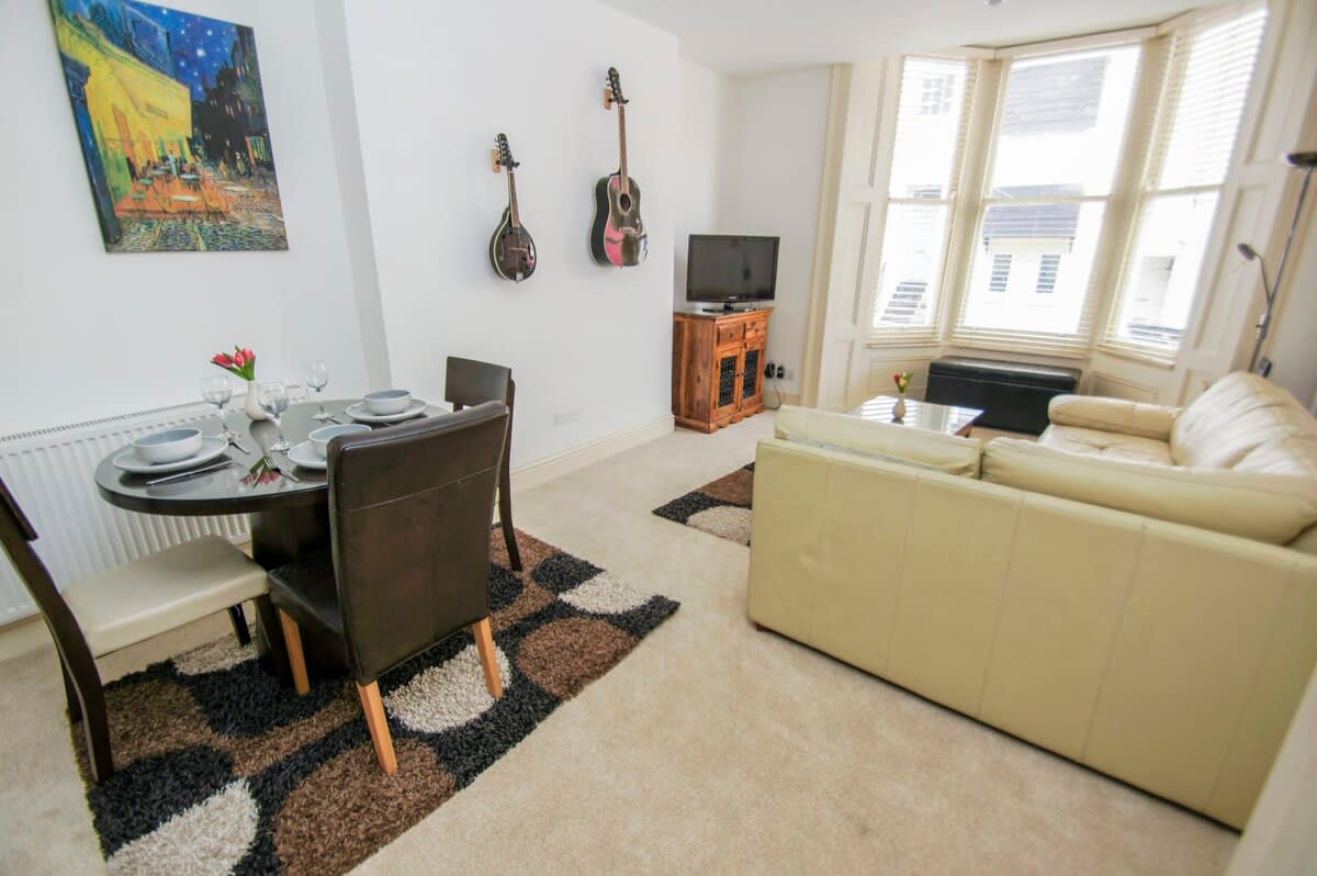 No 5 |Close to Seafront| by Brighton Holiday Lets - Foto 1