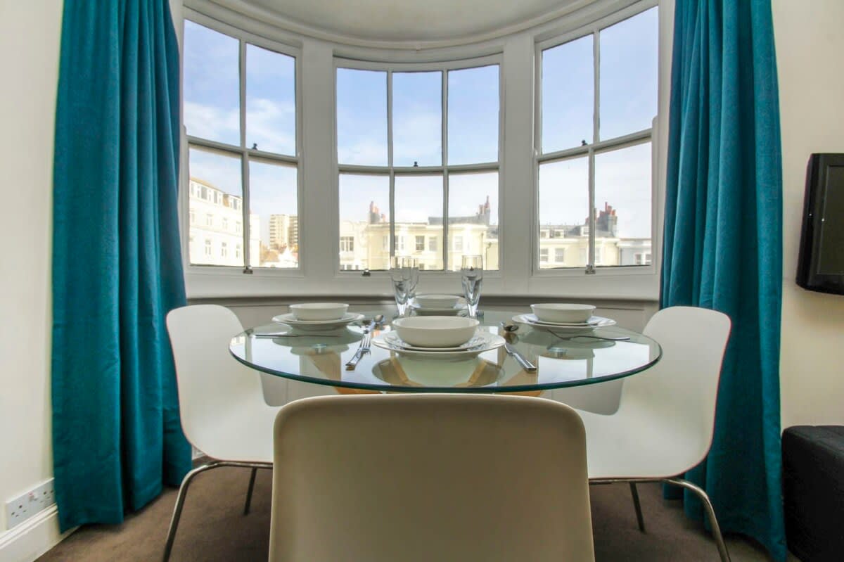 New Steine Apartment | by Brighton Holiday Lets - Brighton Holiday Home - Image 3