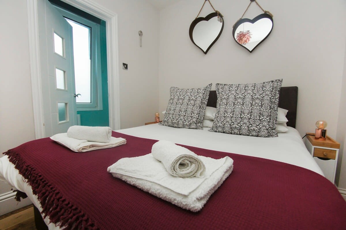 Brighton Abode | Studio | by Brighton Holiday Lets - Brighton Holiday Home - Image 2