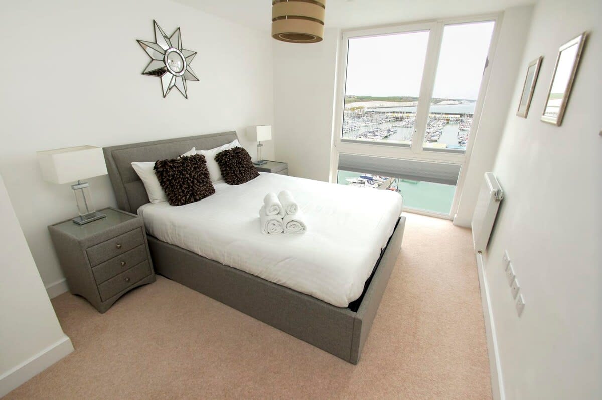 Orion Marina Sea View | by Brighton Holiday Lets - Brighton Holiday Home - Image 3