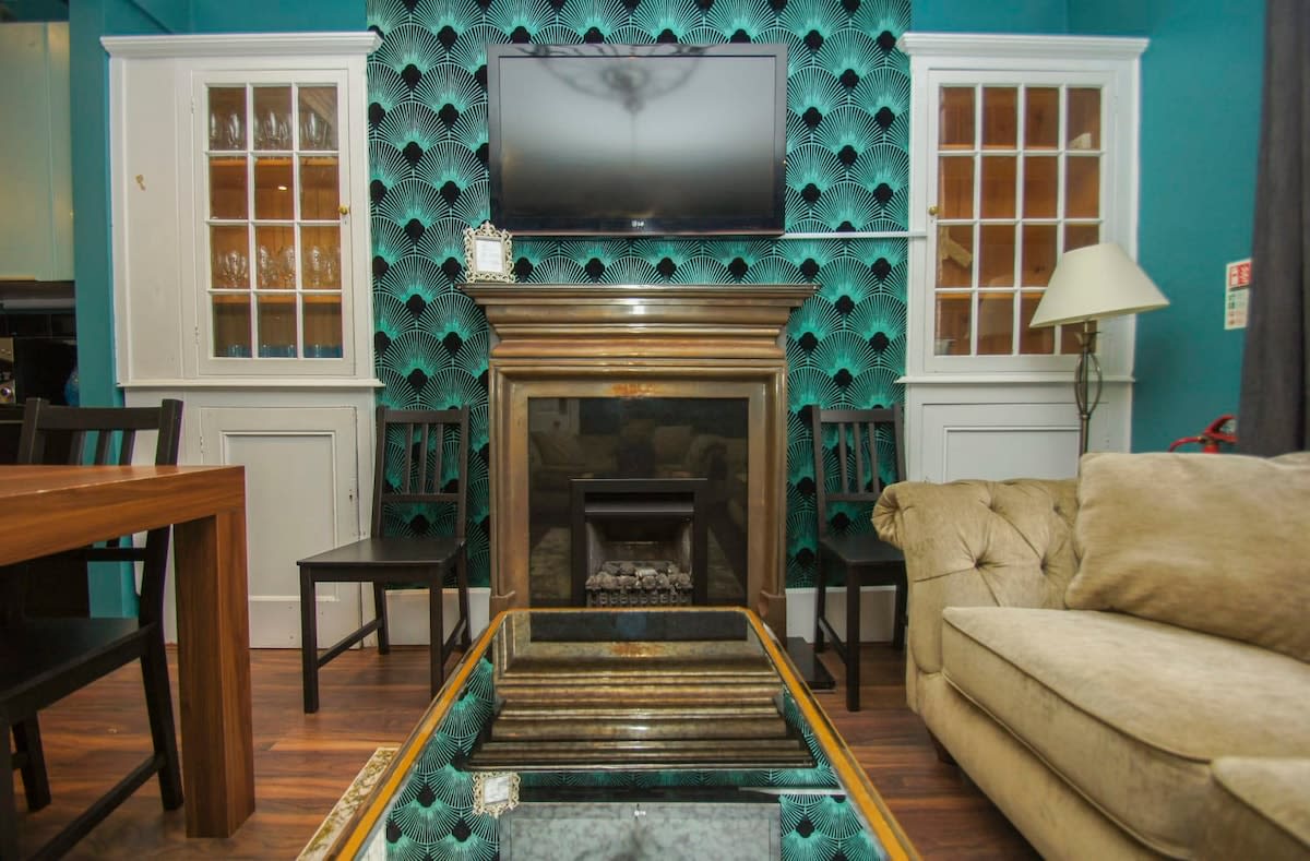 Chocolate Box |Sleeps 18| by Brighton Holiday Lets - Brighton Holiday Home - Image 19