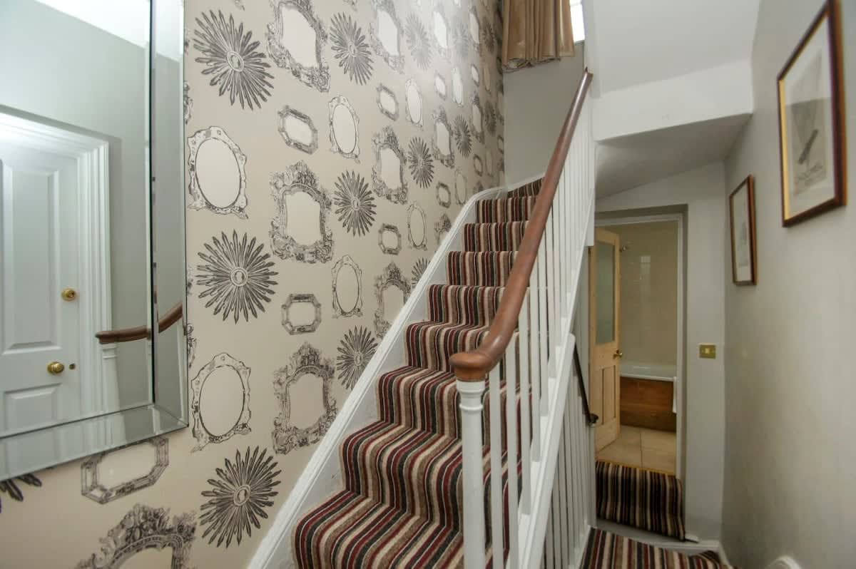 Chocolate Box |Sleeps 18| by Brighton Holiday Lets - Brighton Holiday Home - Image 11