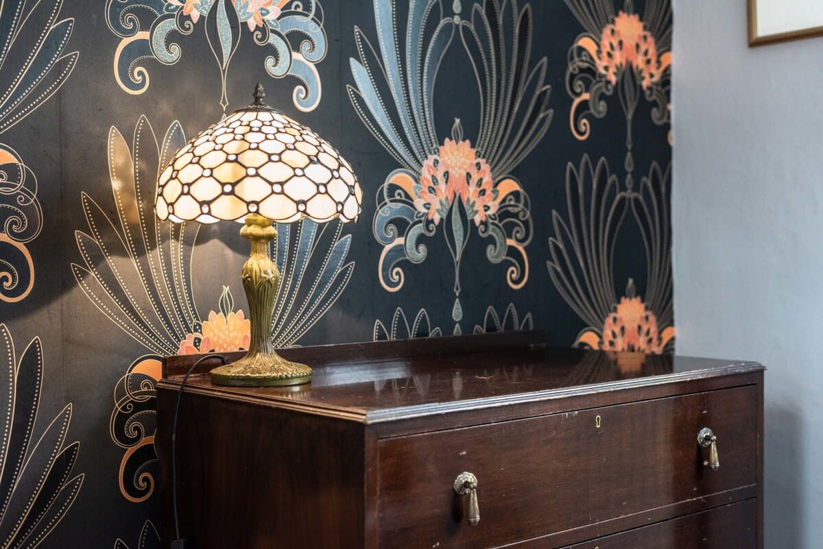 Chocolate Box |Sleeps 18| by Brighton Holiday Lets - Brighton Holiday Home - Image 8