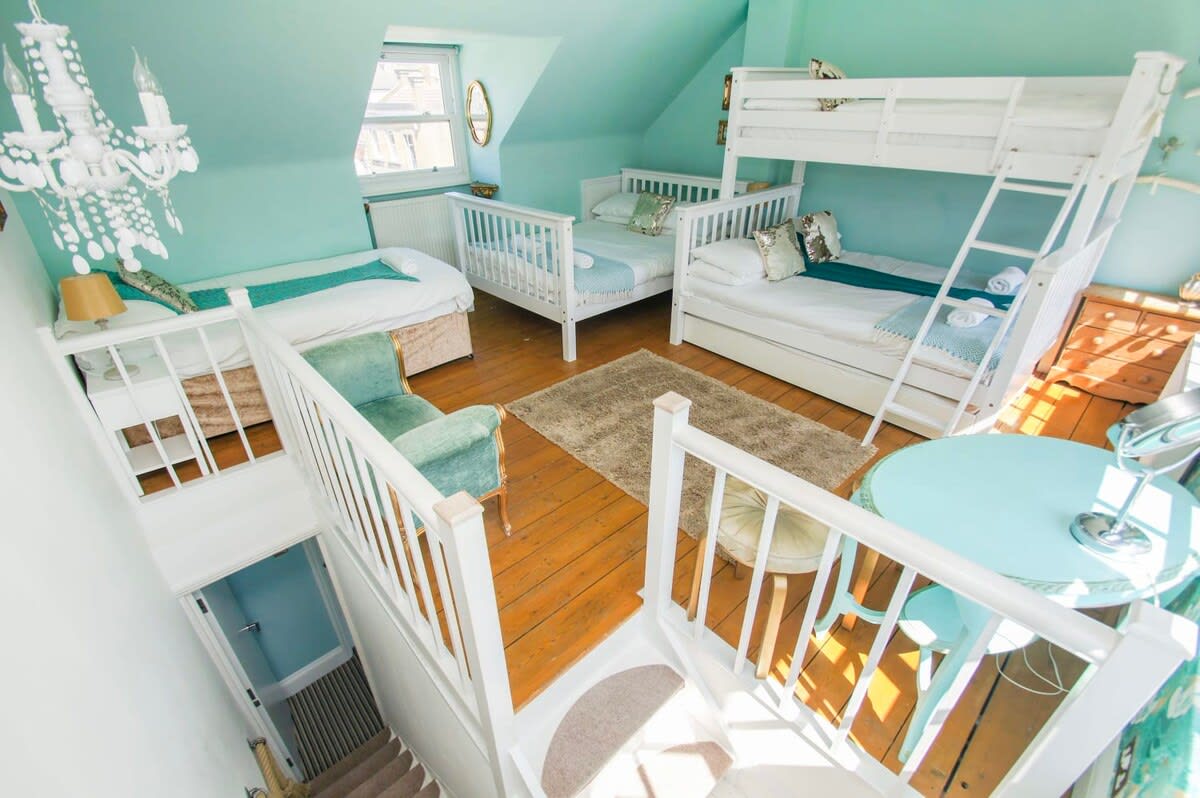 Mermaid Townhouse by Brighton Holiday Lets - Brighton Holiday Home - Image 18