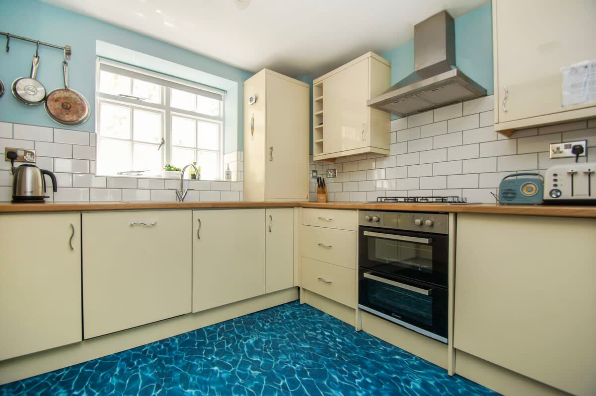 Mermaid Townhouse by Brighton Holiday Lets - Brighton Holiday Home - Image 14
