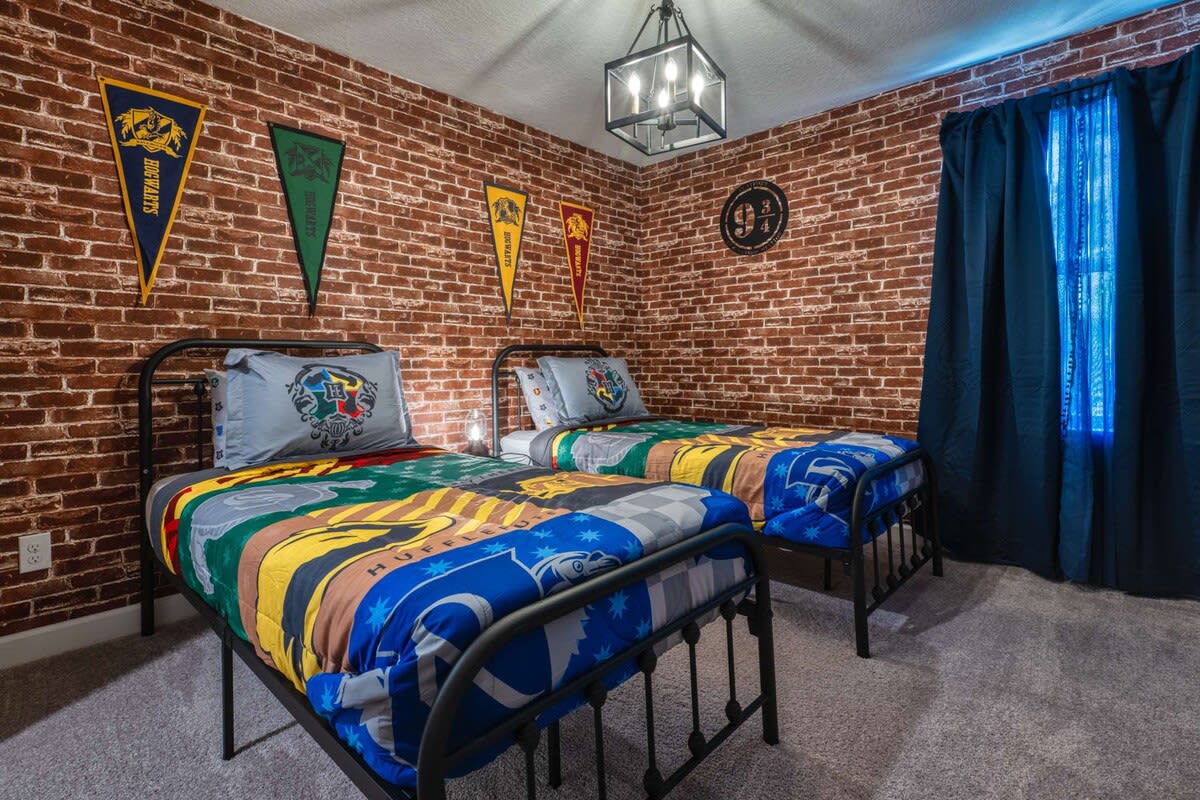 Affordable luxury home for 8 guests close to parks - Picture 33