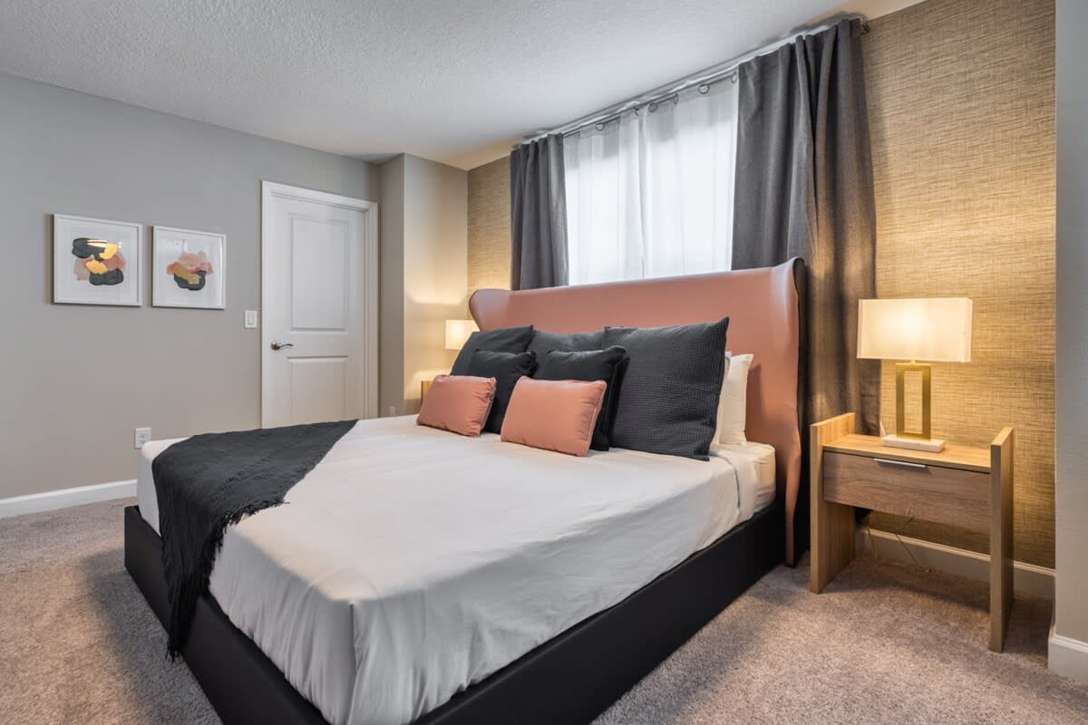 Affordable luxury home for 8 guests close to parks - Picture 31