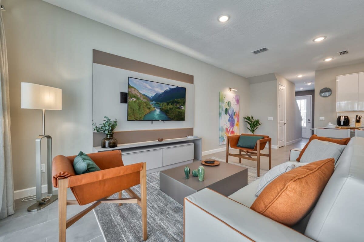 Affordable luxury home for 8 guests close to parks - Picture 3