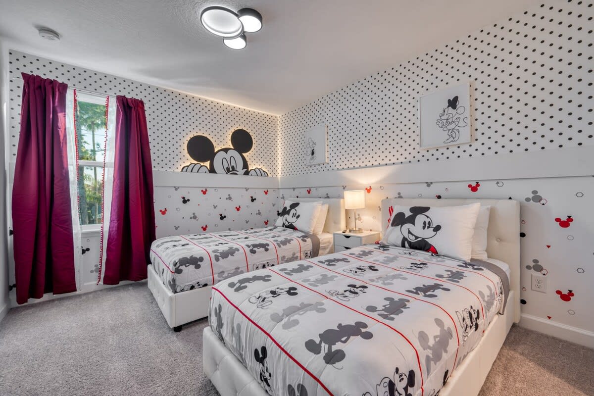 Affordable luxury home for 8 guests close to parks - Picture 38