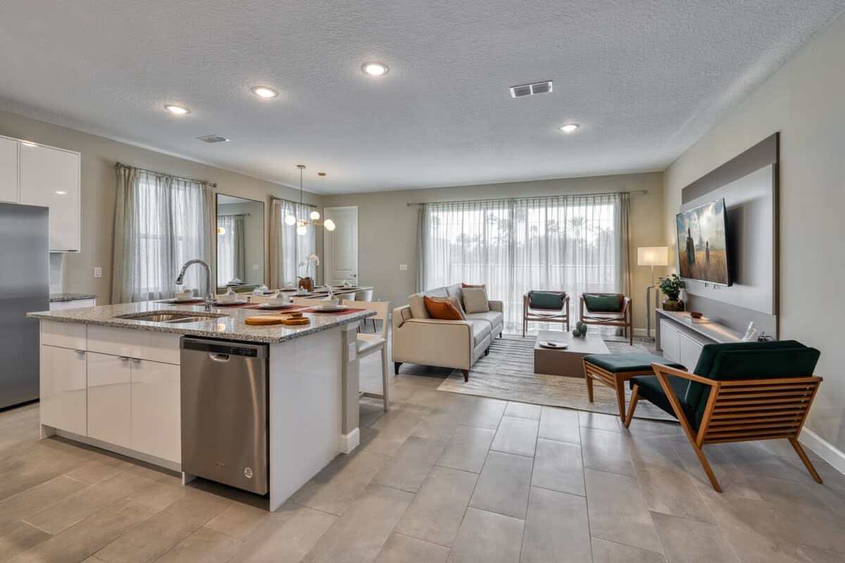 Beautiful spacious home for best Disney vacation - Picture 4
