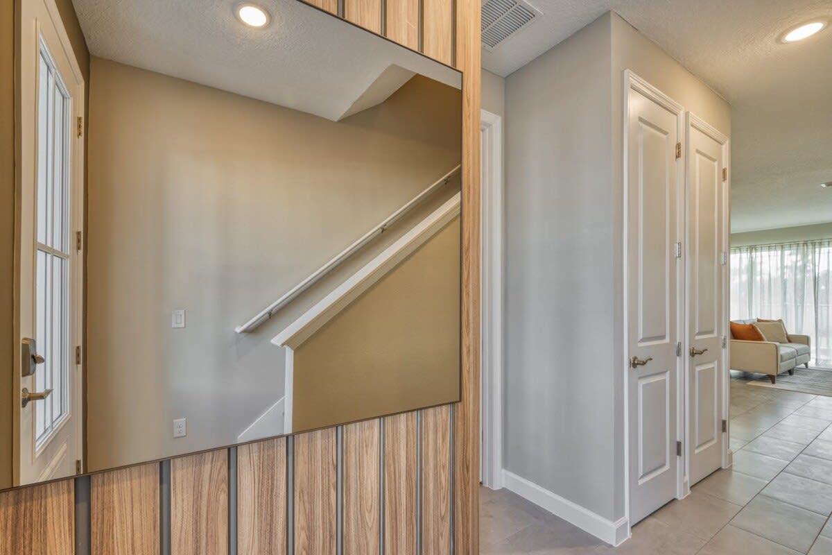 Beautiful spacious home for best Disney vacation - Picture 3