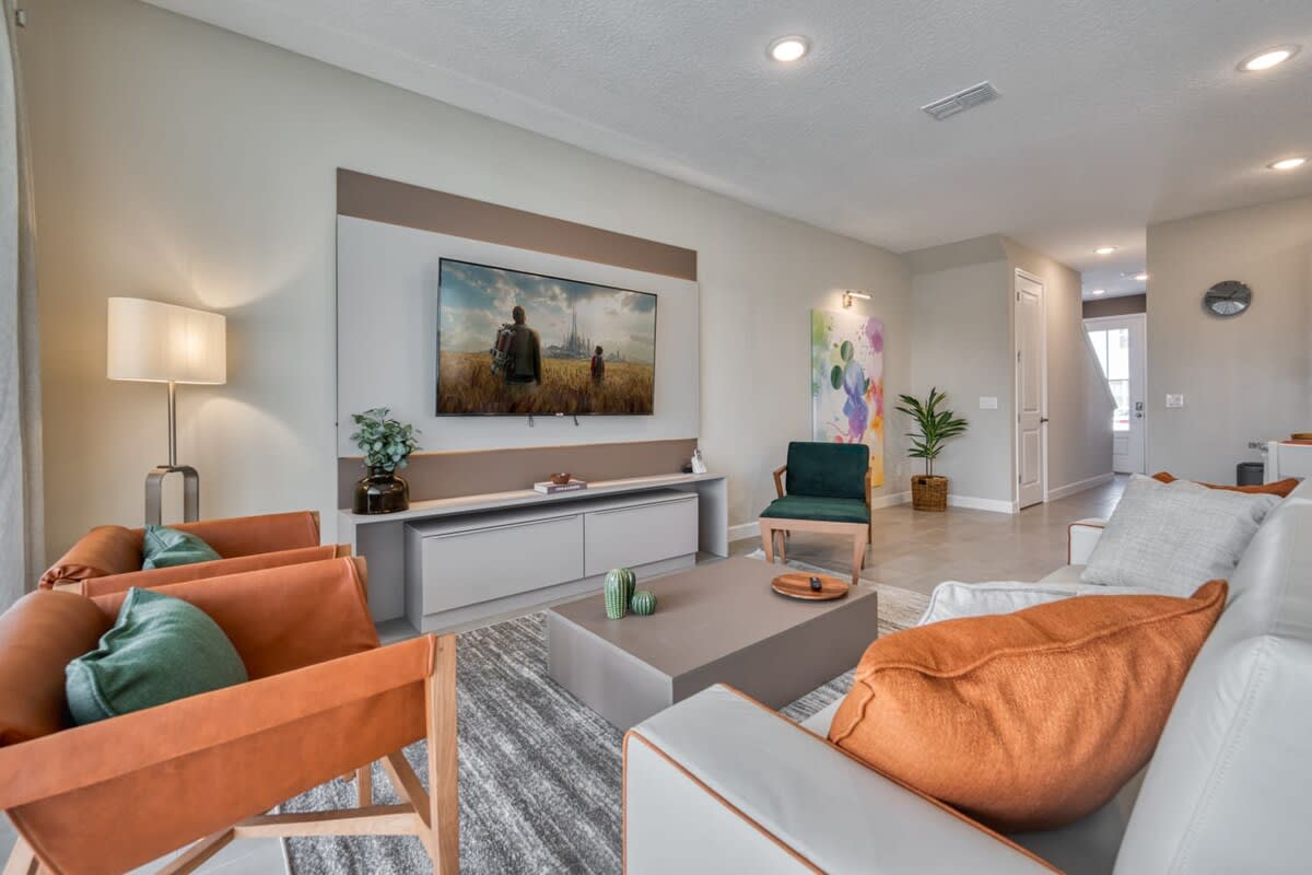 Beautiful spacious home for best Disney vacation - Picture 2