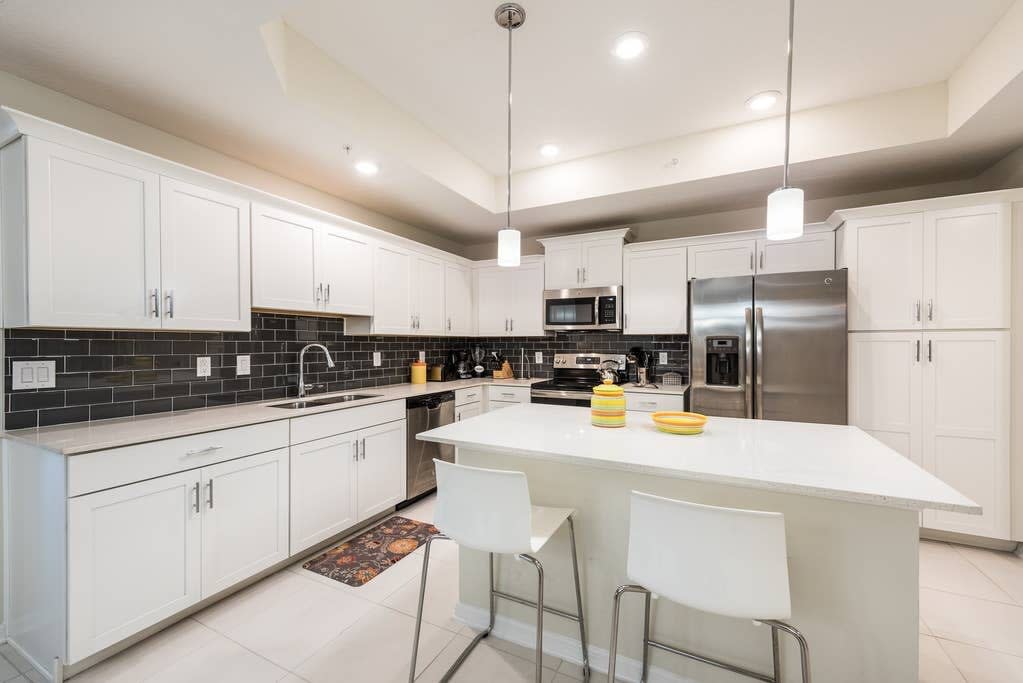Apartment 3BR Great Location - Super Comfort