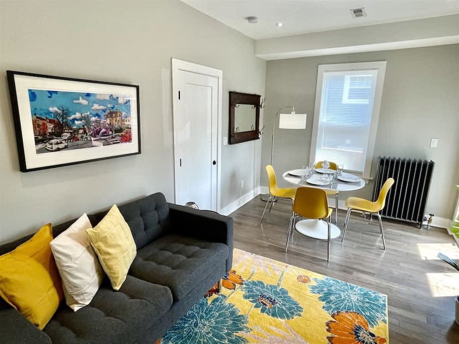 The Little Nest! Charming Brookland Parking!