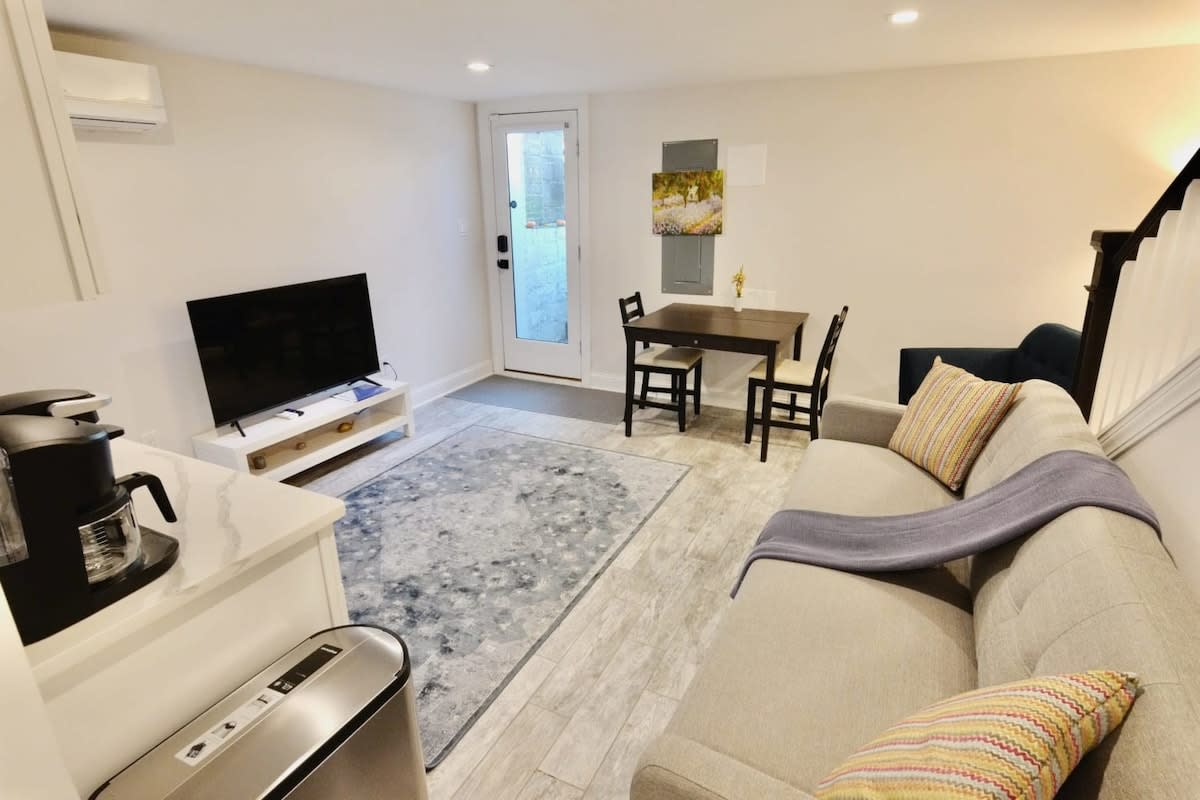 Lovely English Basement Apartment In Washington Dc