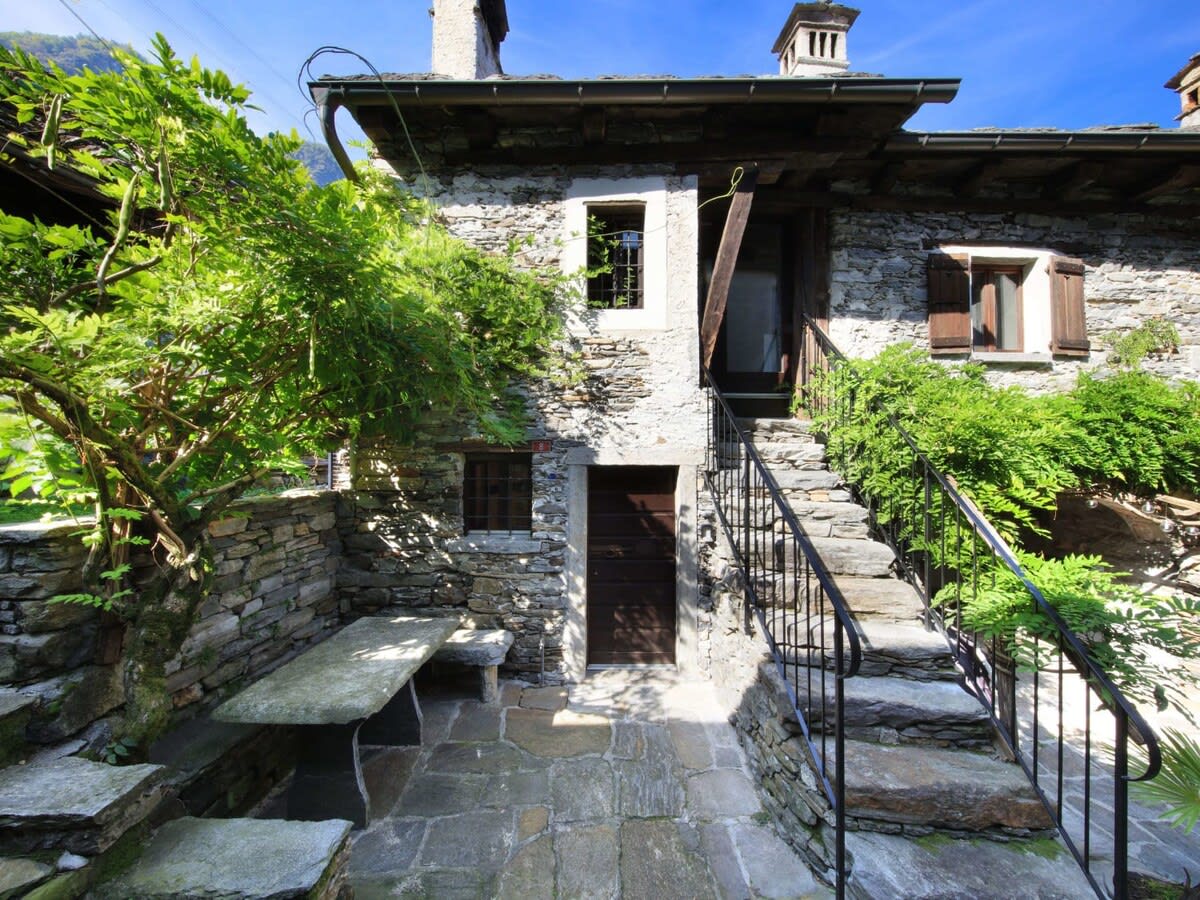 Authentic Stone Rustico in Maggia Valley — Aurigeno, Ticino — vacation rental