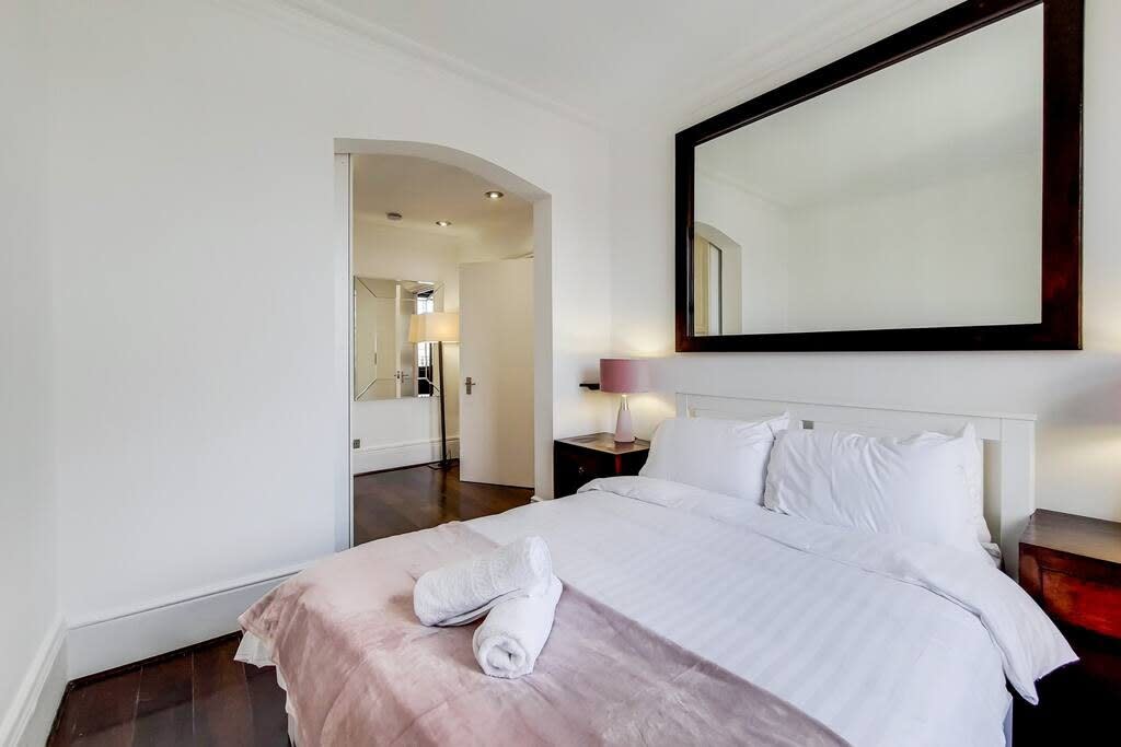 Bright Belgravia Apartment with Panoramic Views in Lyall Street SW1 - Property image 5 - VivreStays