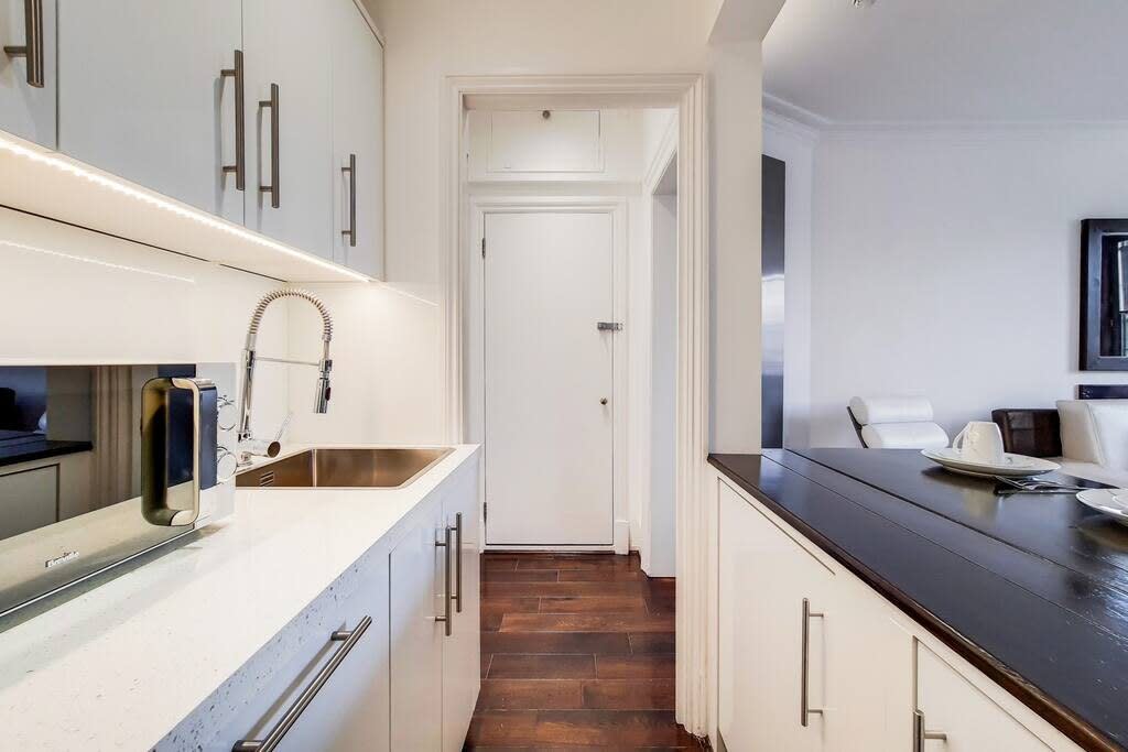 Bright Belgravia Apartment with Panoramic Views in Lyall Street SW1 - Property image 3 - VivreStays