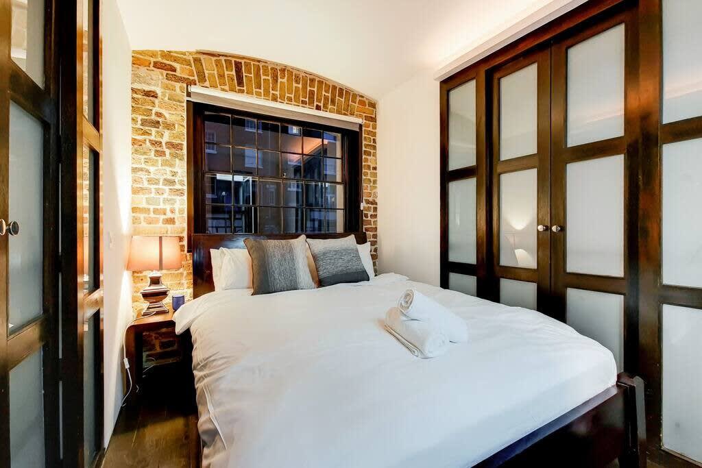 Deluxe 2-Bedroom in Belgravia in Lyall Street SW1 - Property image 11 - VivreStays