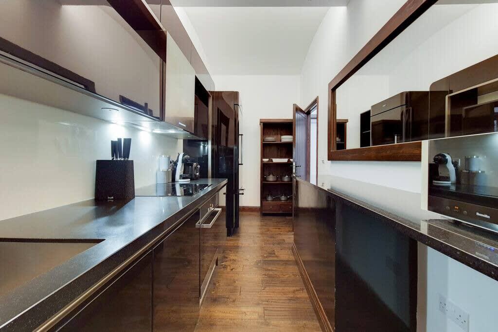 Modern Georgian Apartment in Belgravia in Lyall Street SW1 - Property image 12 - VivreStays