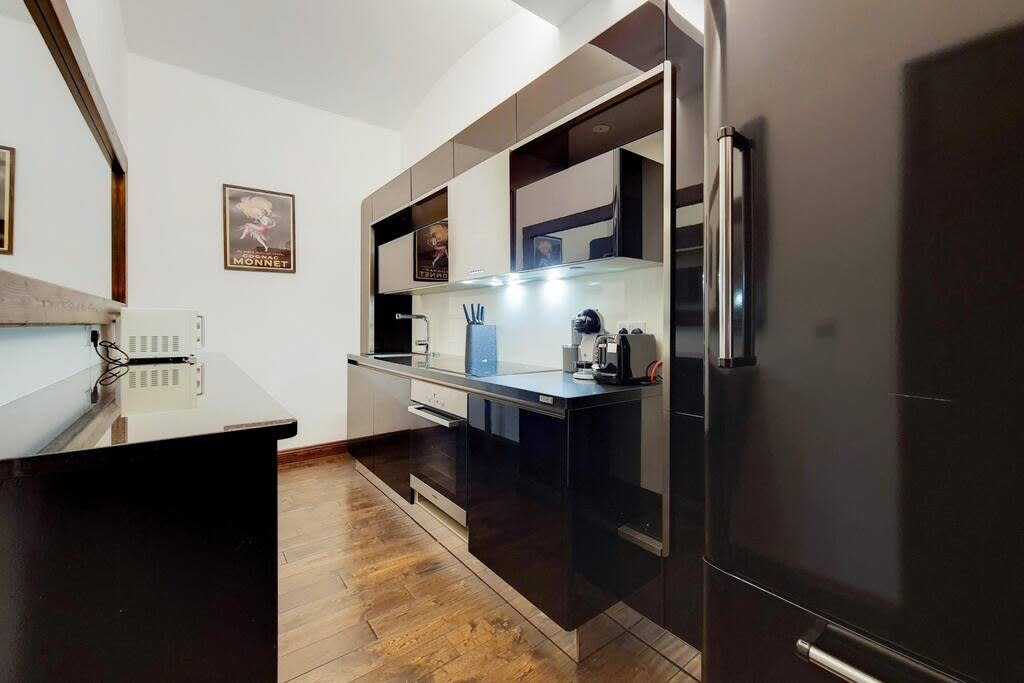 Modern Georgian Apartment in Belgravia in Lyall Street SW1 - Property image 10 - VivreStays
