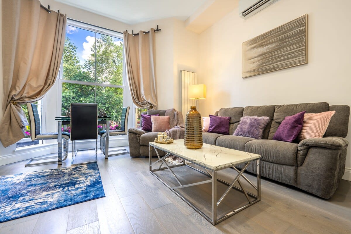 Modern 3-Bed Apartment in Maida Vale
