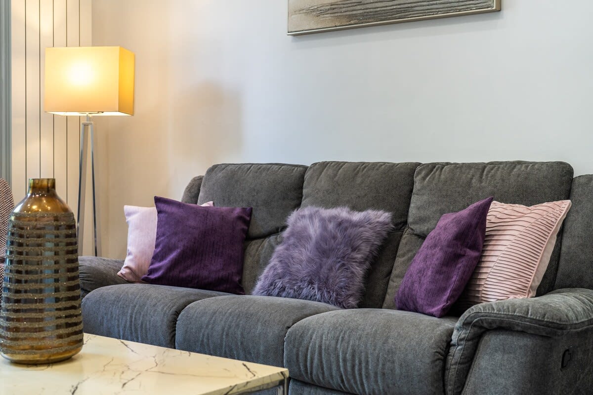 Modern 3-Bed Apartment in Greater London in Carlton Vale NW6 5EE - Property image 14 - VivreStays