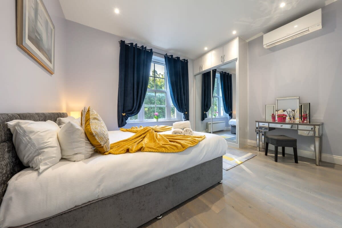 Spacious 2-Bedroom Apartment in Greater London in Carlton Vale NW6 5EE - Property image 5 - VivreStays