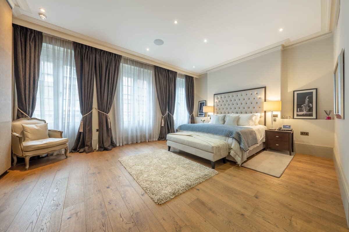 Luxurious Mayfair Mansion in London in Hertford Street W1J 7SL - Property image 12 - VivreStays