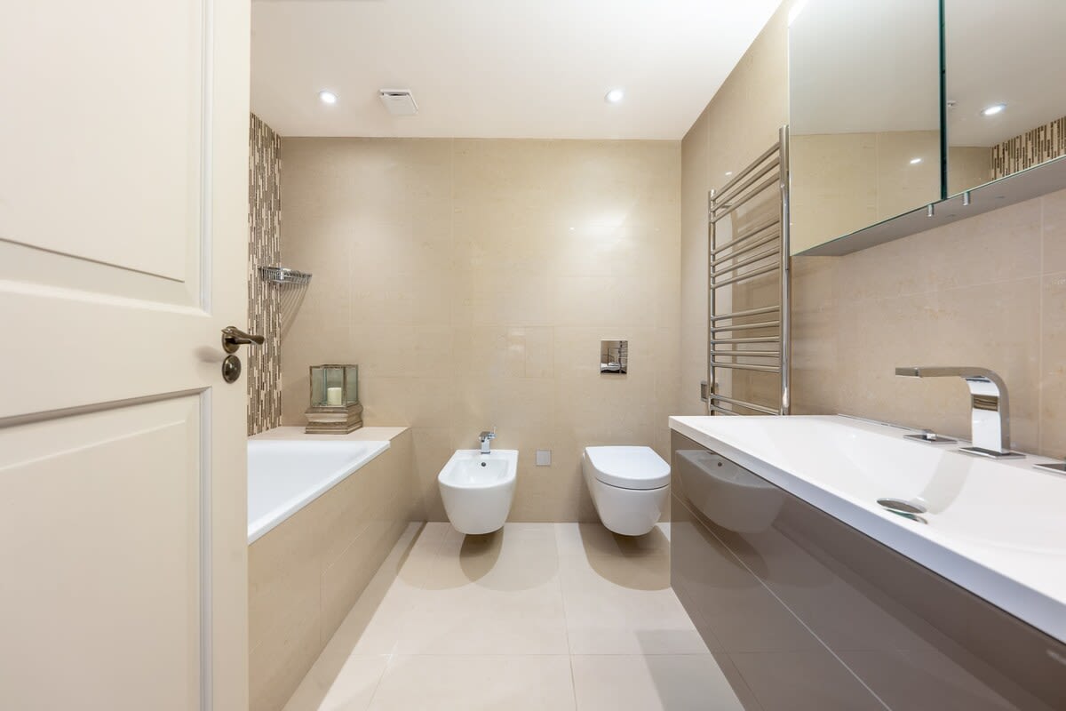 Luxurious Mayfair Mansion in London in Hertford Street W1J 7SL - Property image 31 - VivreStays