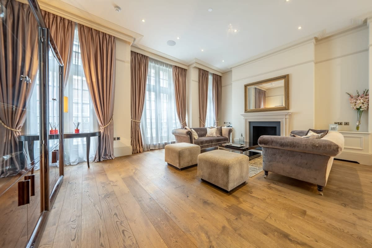 Luxurious Mayfair Mansion in London in Hertford Street W1J 7SL - Property image 10 - VivreStays