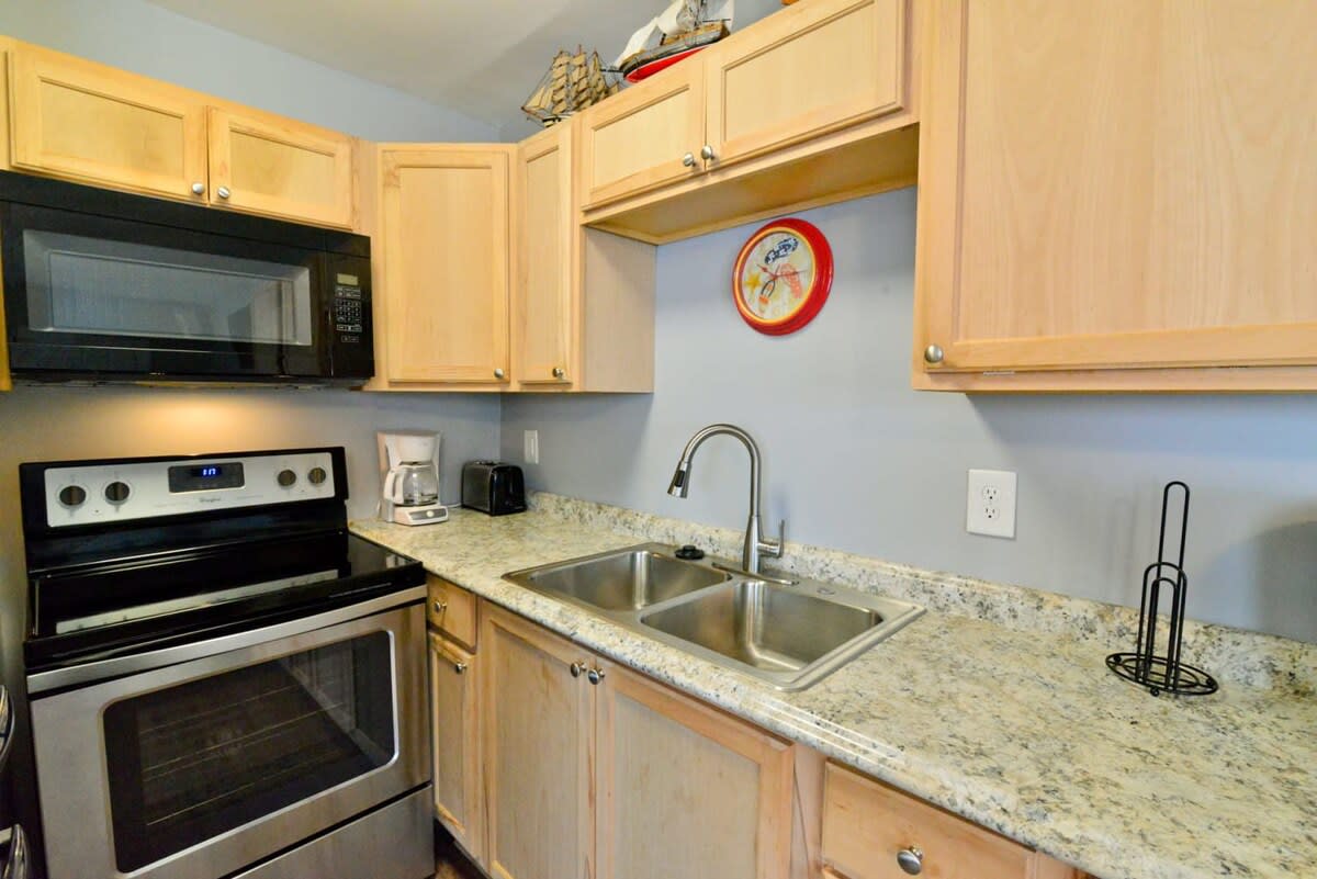 Fully Appointed Upgraded Kitchen