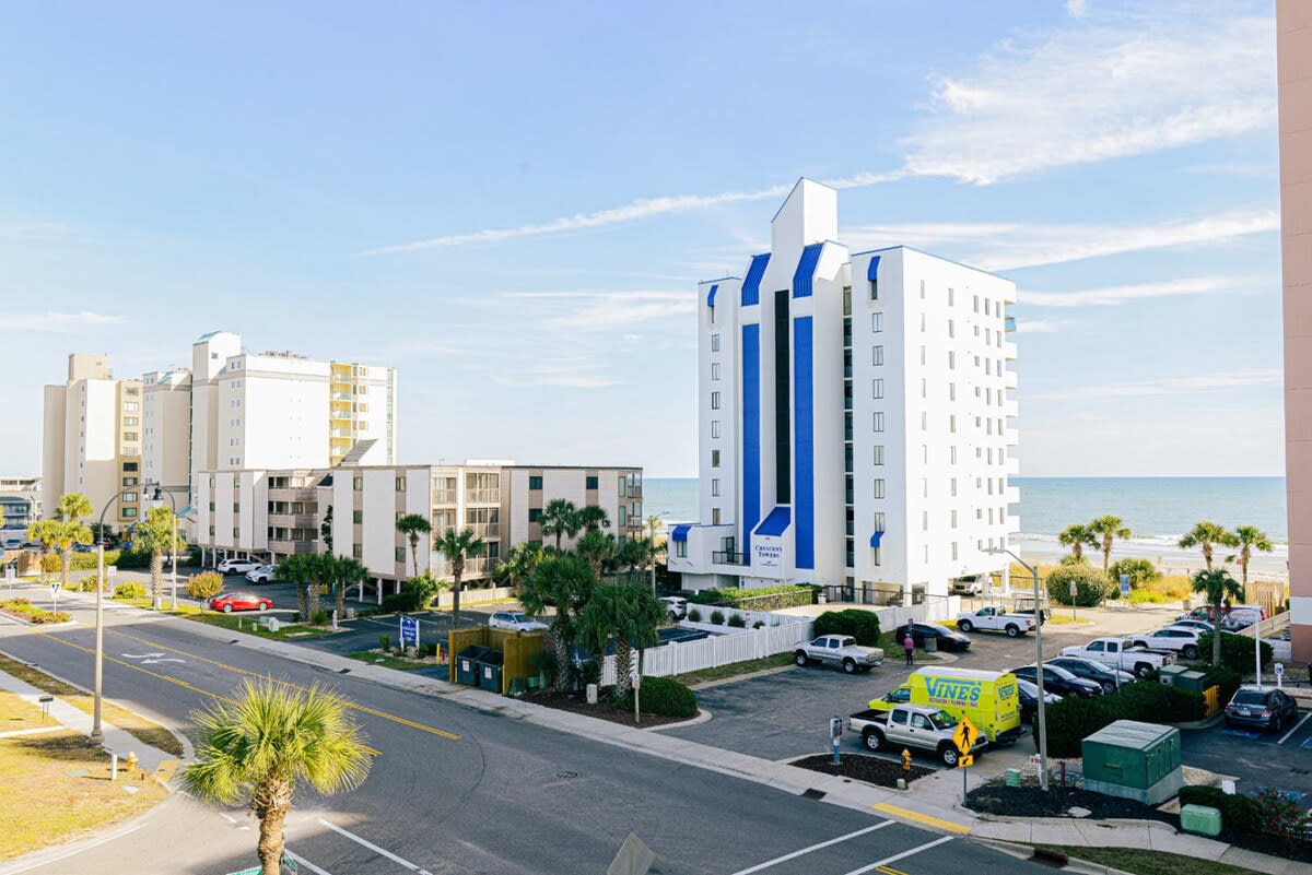 Wow Ocean View w Pool in Heart of North Myrtle