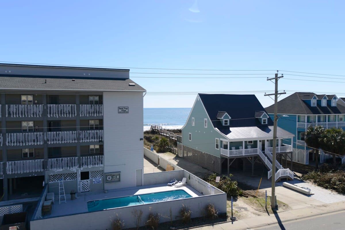 Ocean View on Ocean Blvd w Pool and Grill