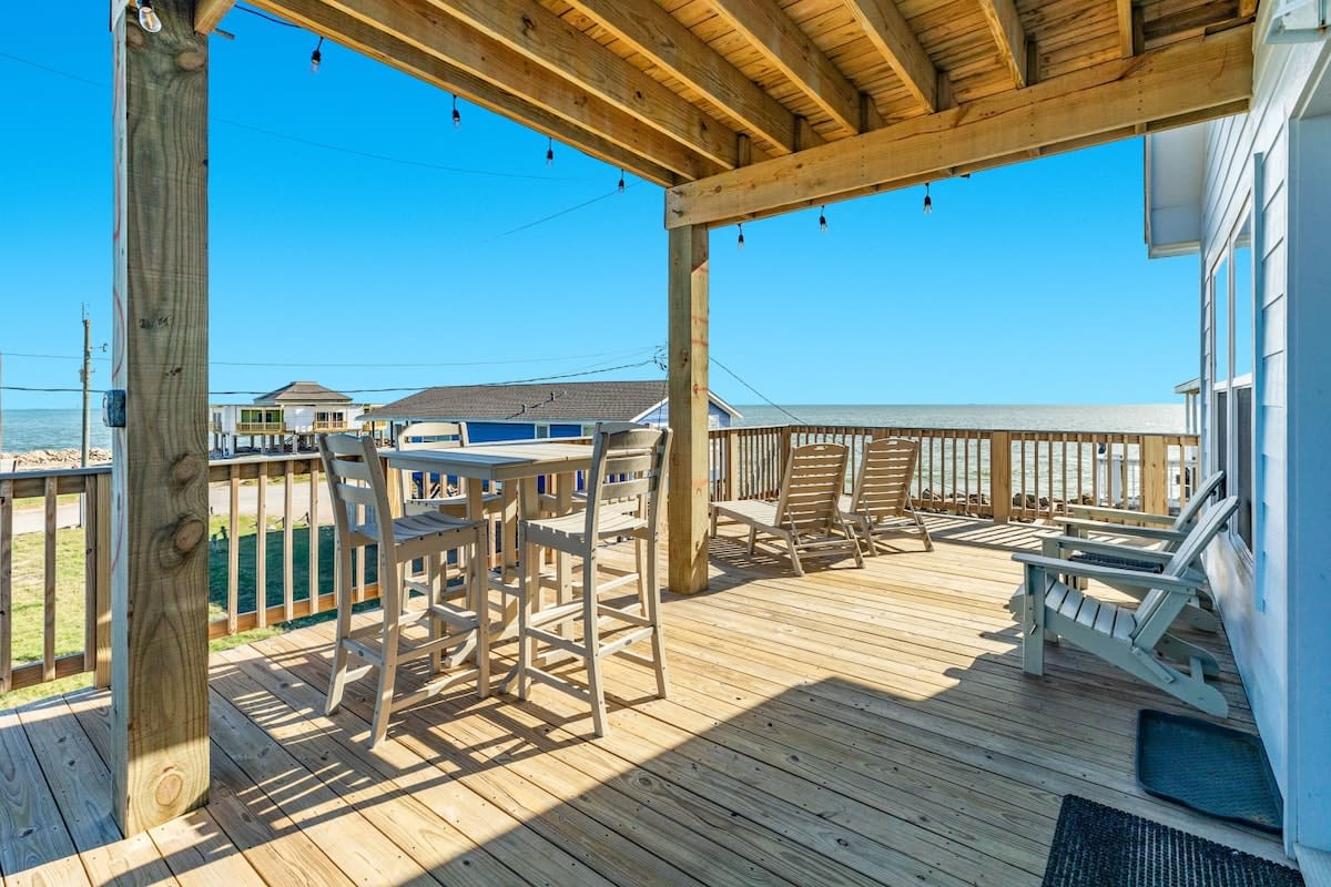 Beachpointe Right by Beach Sea For Miles | Photo 3