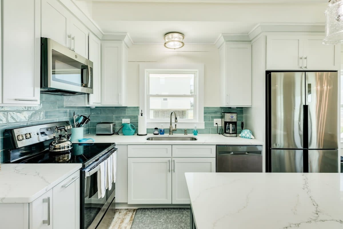 The Sandy Dollar Direct Beachfront Sea 4 Miles 9