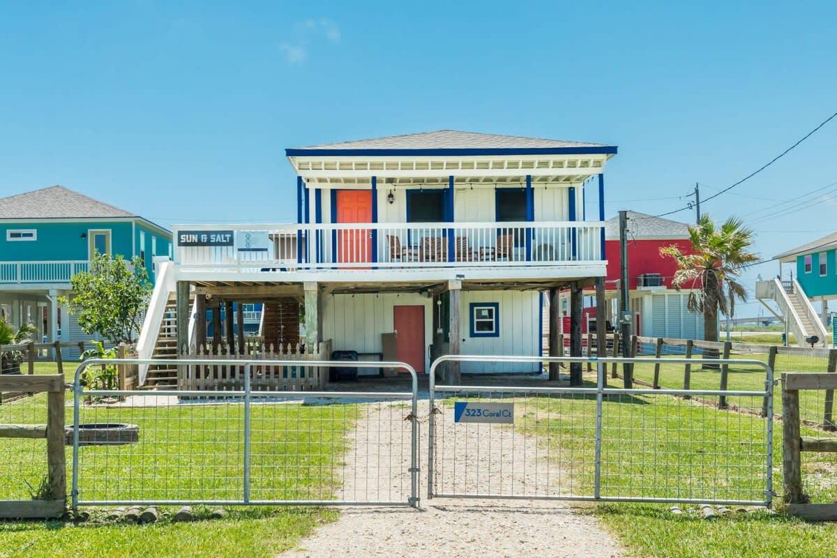 Sun Salt Beach Pad Cozy Cute Tail Wagging Approved