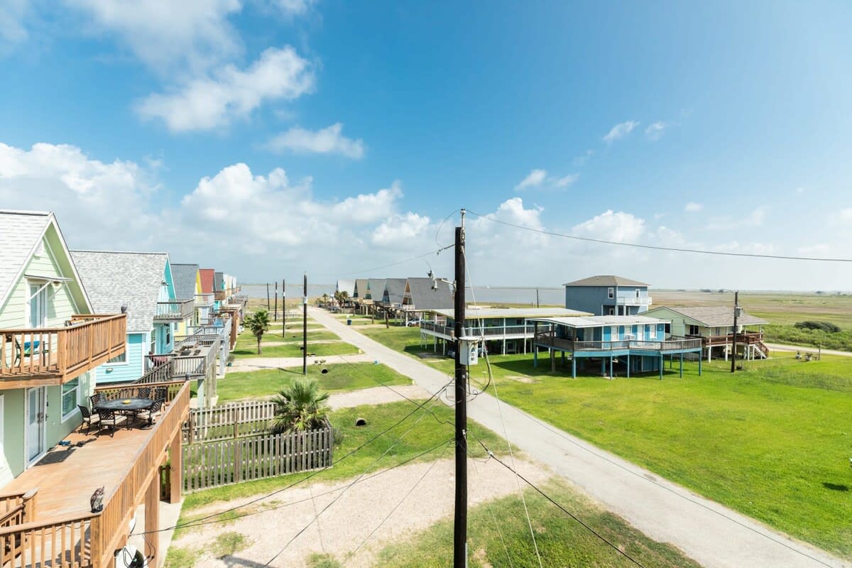 Pretty in Pink Flamingo Sea Breezes Sunsets 7