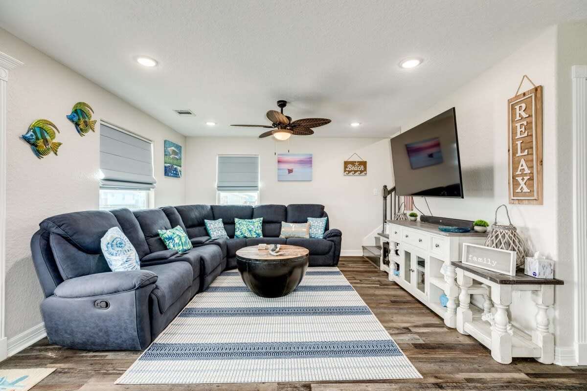 Pretty in Pink Flamingo Sea Breezes Sunsets 6