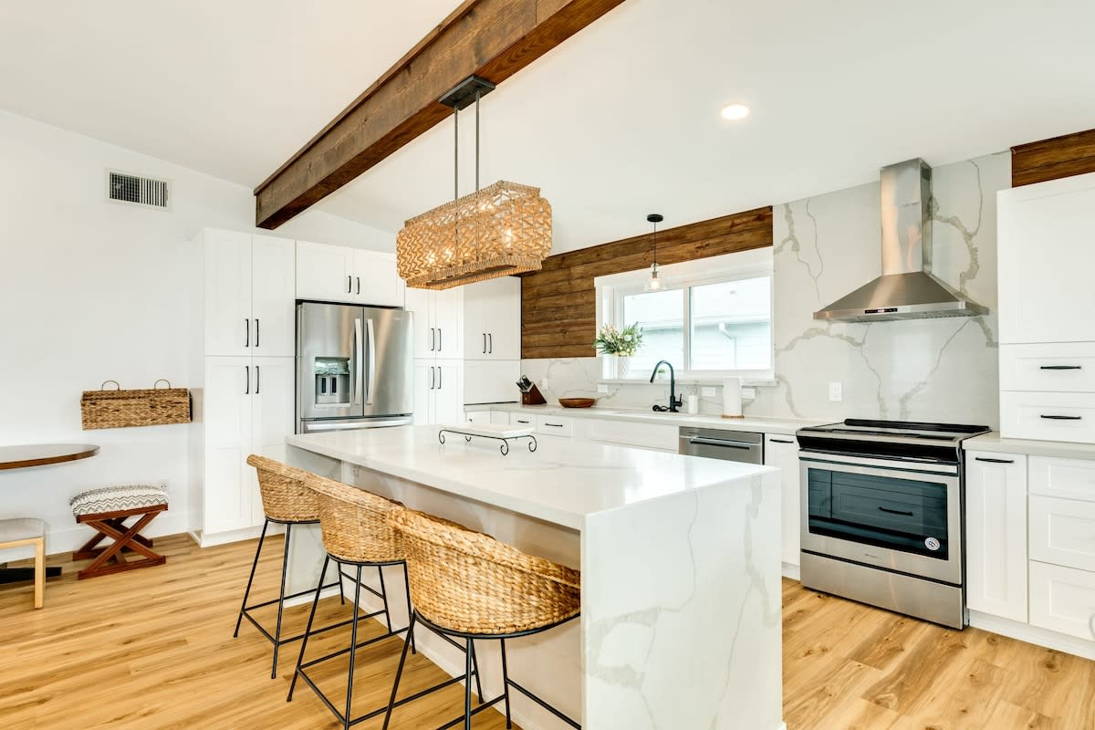 Here Fishy Fishy Chic Bayside Hot Tub Fire Pit 6