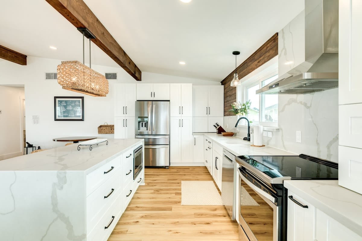 Here Fishy Fishy Chic Bayside Hot Tub Fire Pit 8