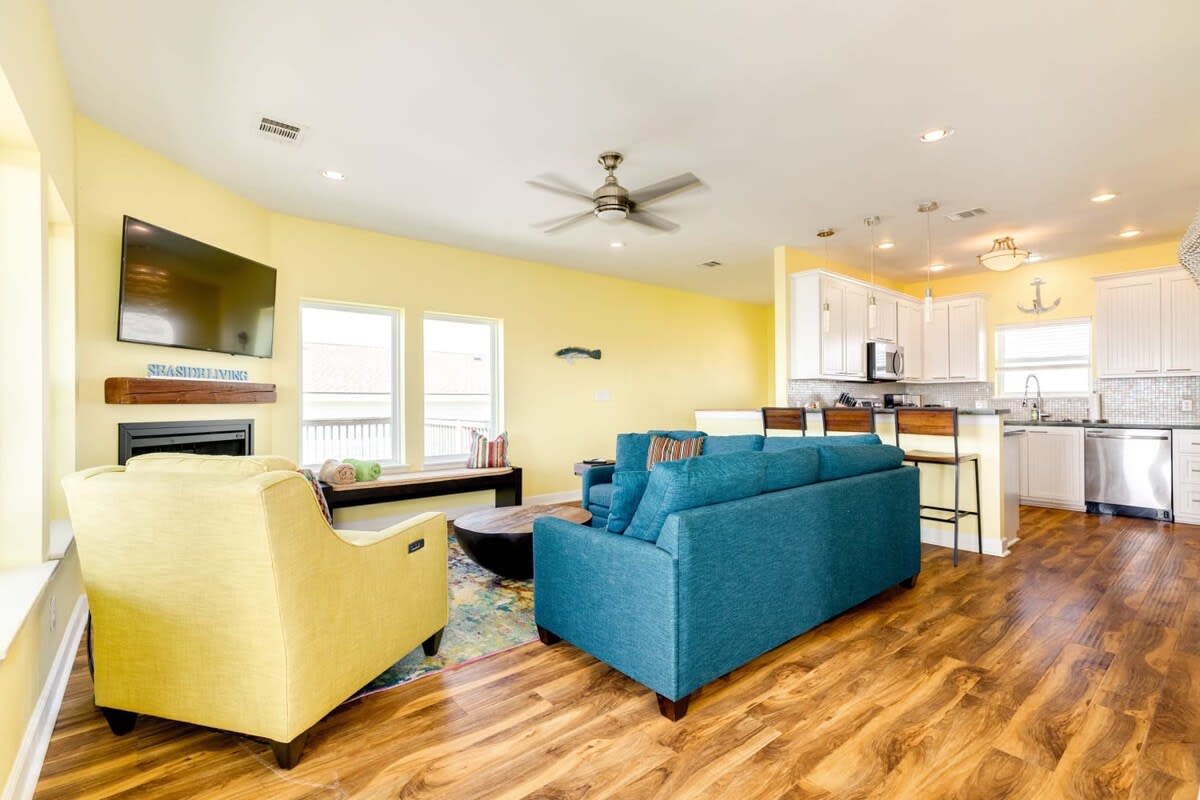 AWave From It All WOW View Steps to Beach Entrance 9