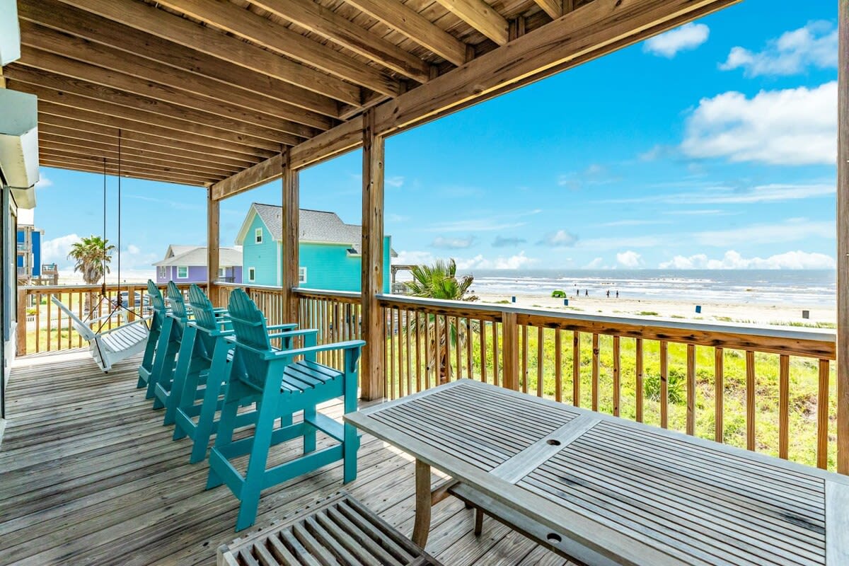 Osprey Watch Stunning Oceanfront Inside Out | Photo 3