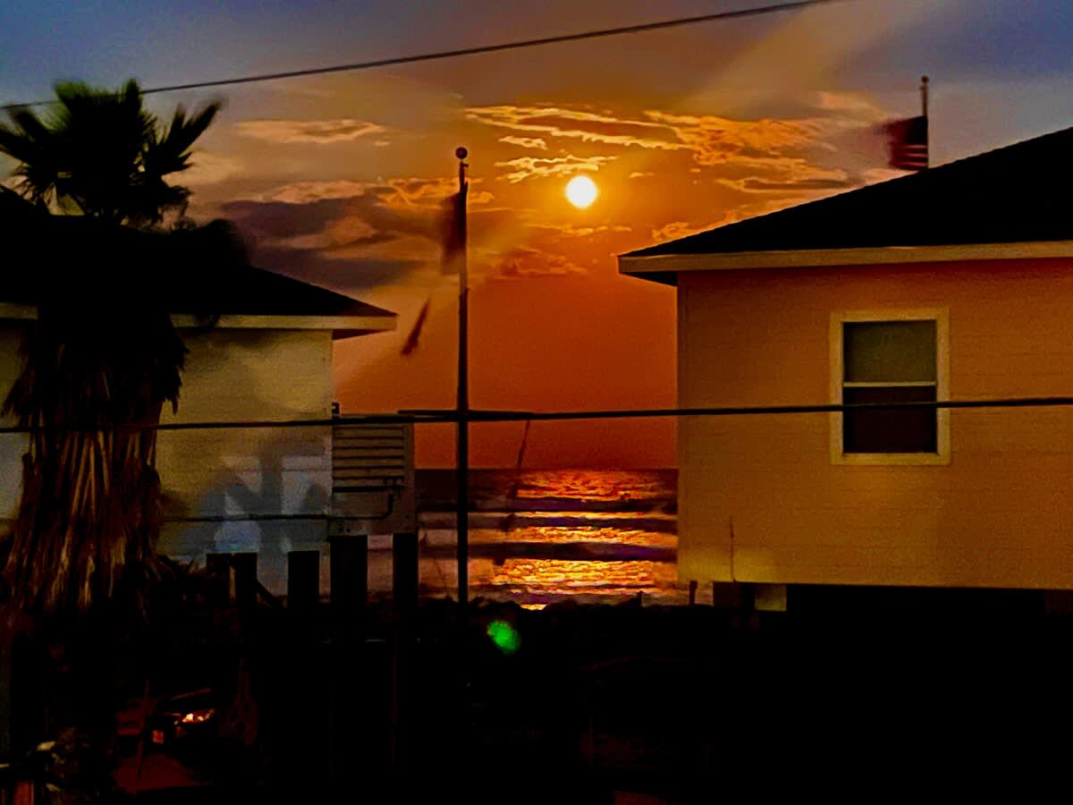 Flip Flop Bungalow Your Toes in the Sand Escape | Photo 2