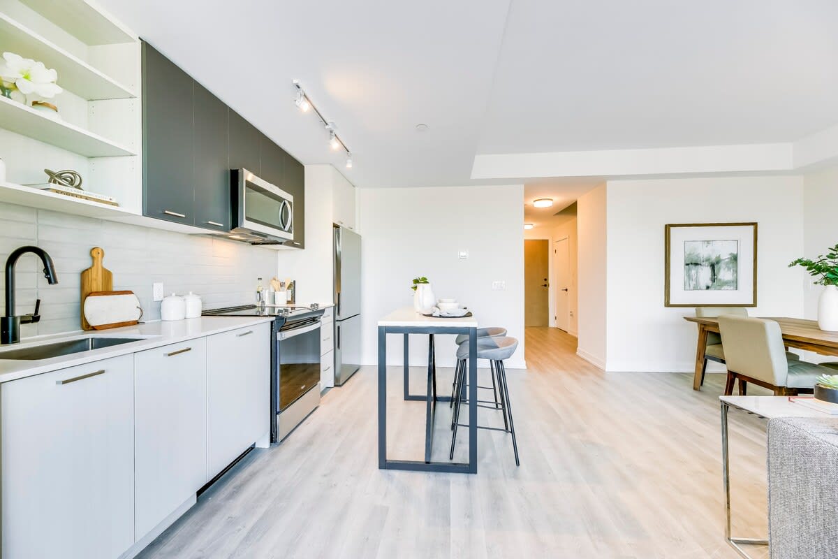 2300 st clair ave w #722 - ที่พักนักศึกษาในโตรอนโต้