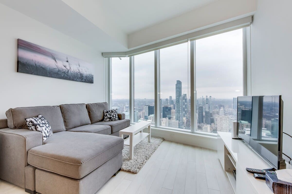 High in the Sky Hotel Style Sub Penthouse