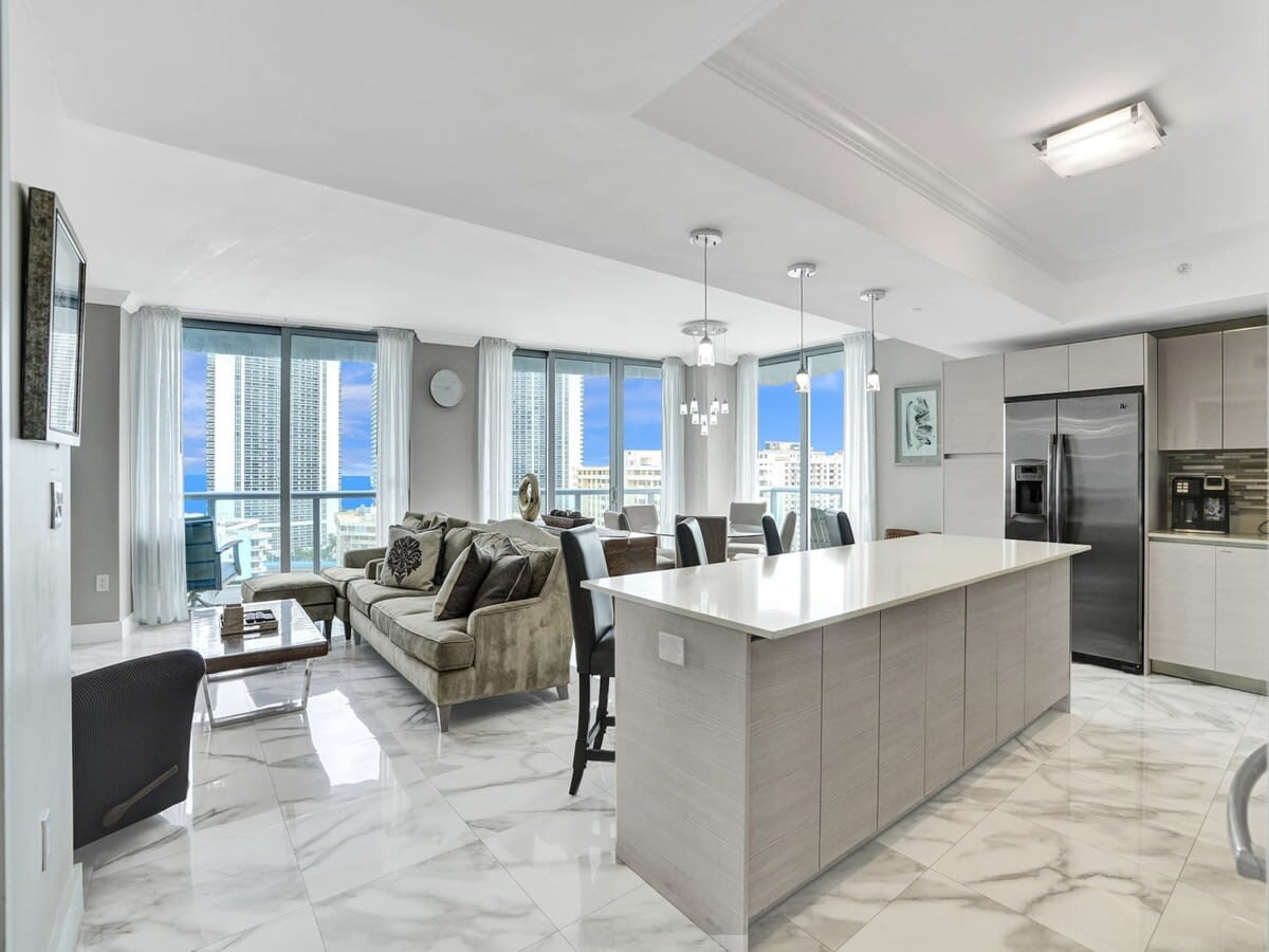 Modern Comfort: Enjoy the stylish and comfortable living space.