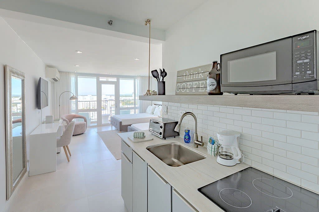 La Costal | Beachfront Studio Apt w/ Ocean View — Carolina, Carolina — vacation rental